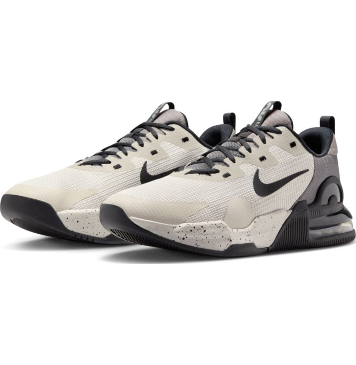 Nike max alpha trainer hotsell