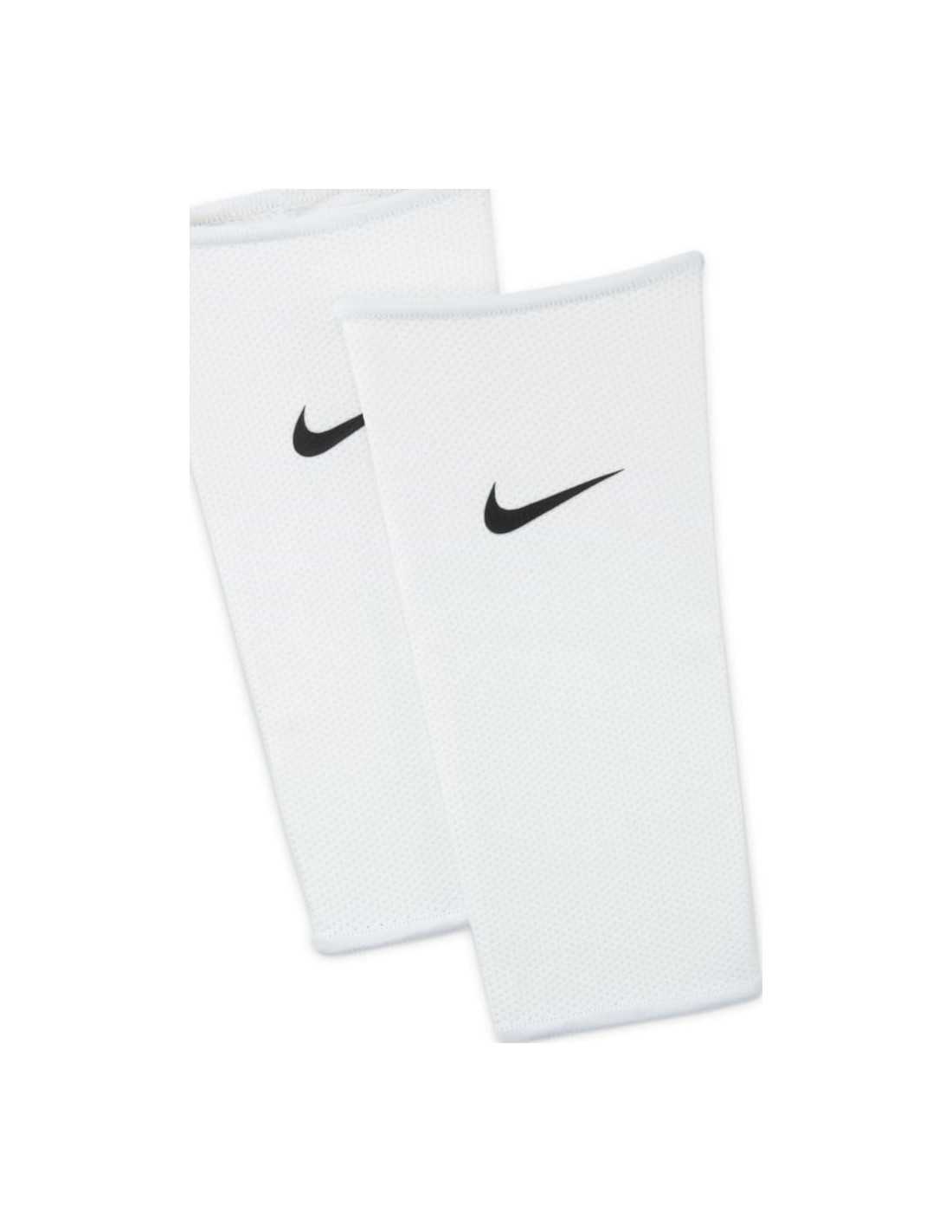 GUARD LOCK SOCCER SLEEVES