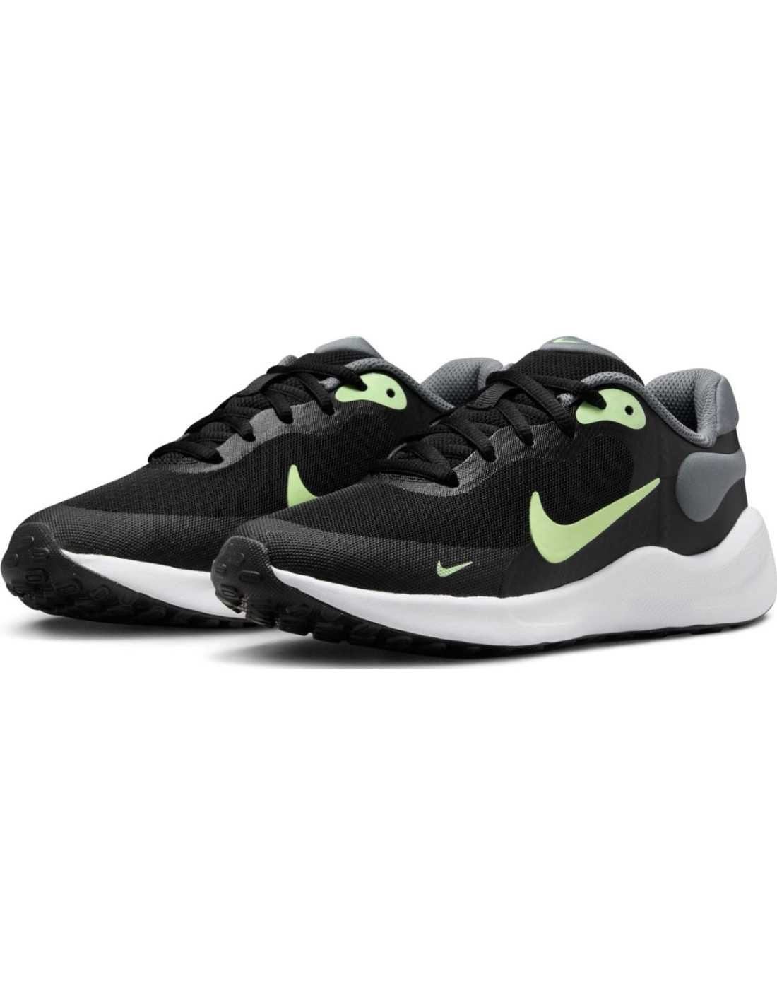 NIKE REVOLUTION 7  GS