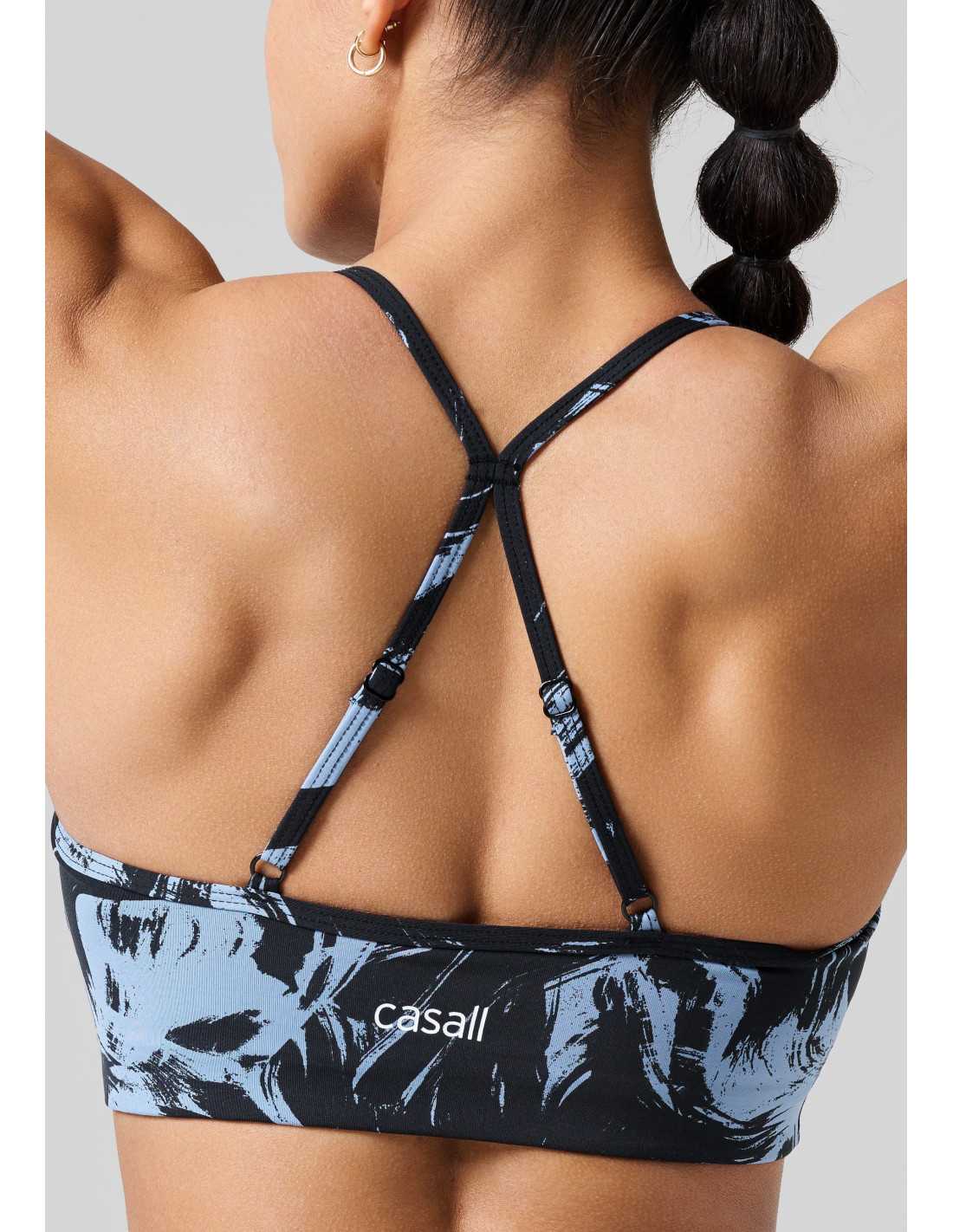 SLEEK STRAPPY SPORTS BRA