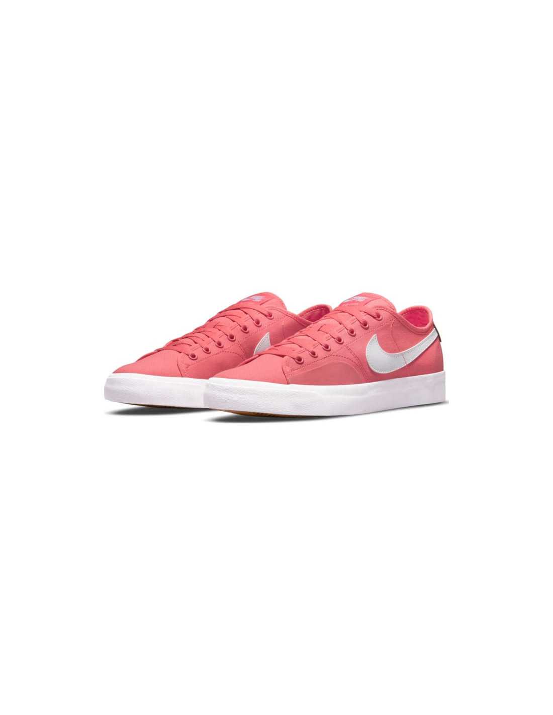 NIKE SB BLAZER COURT