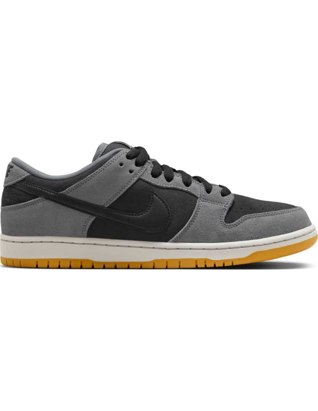 NIKE SB DUNK LOW PRO