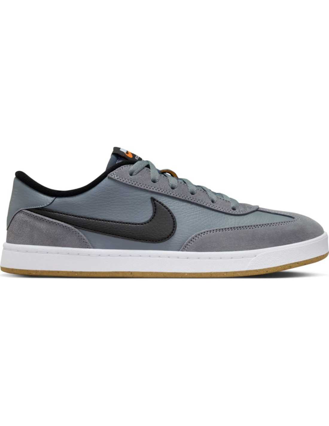 NIKE SB FC CLASSIC