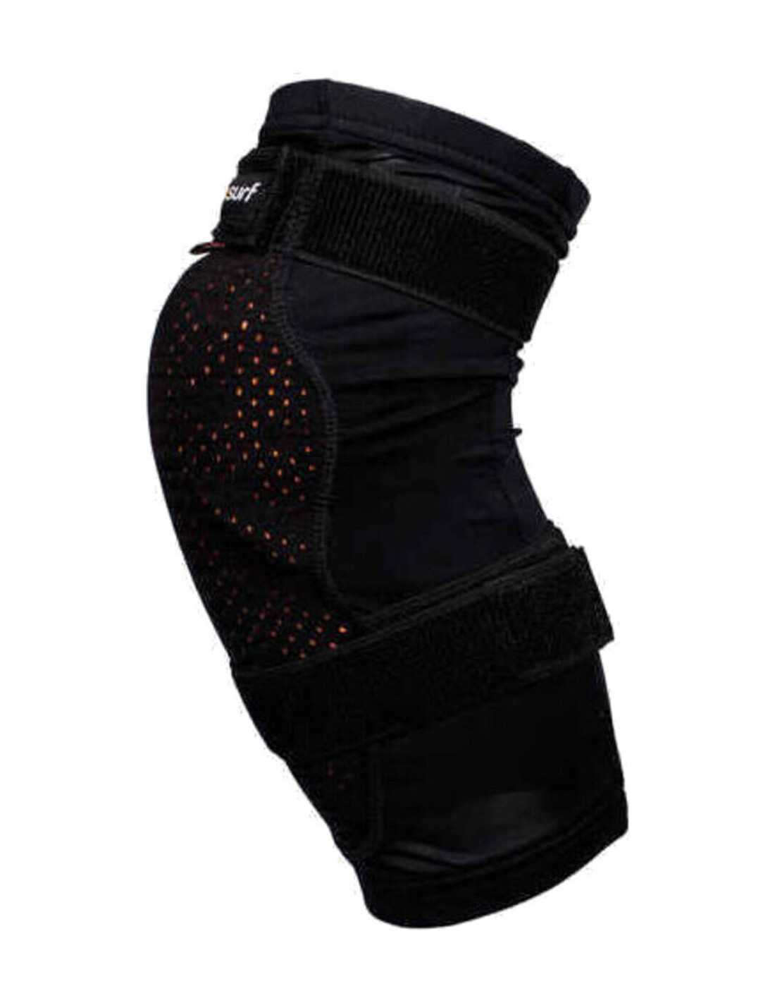 KNEE GUARDS