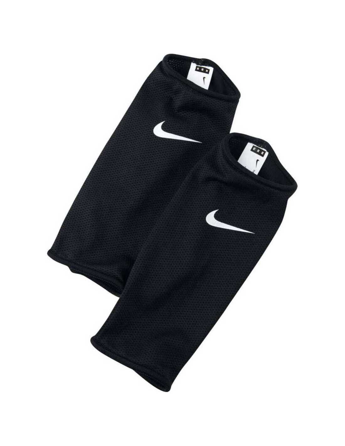 GUARD LOCK SOCCER SLEEVES