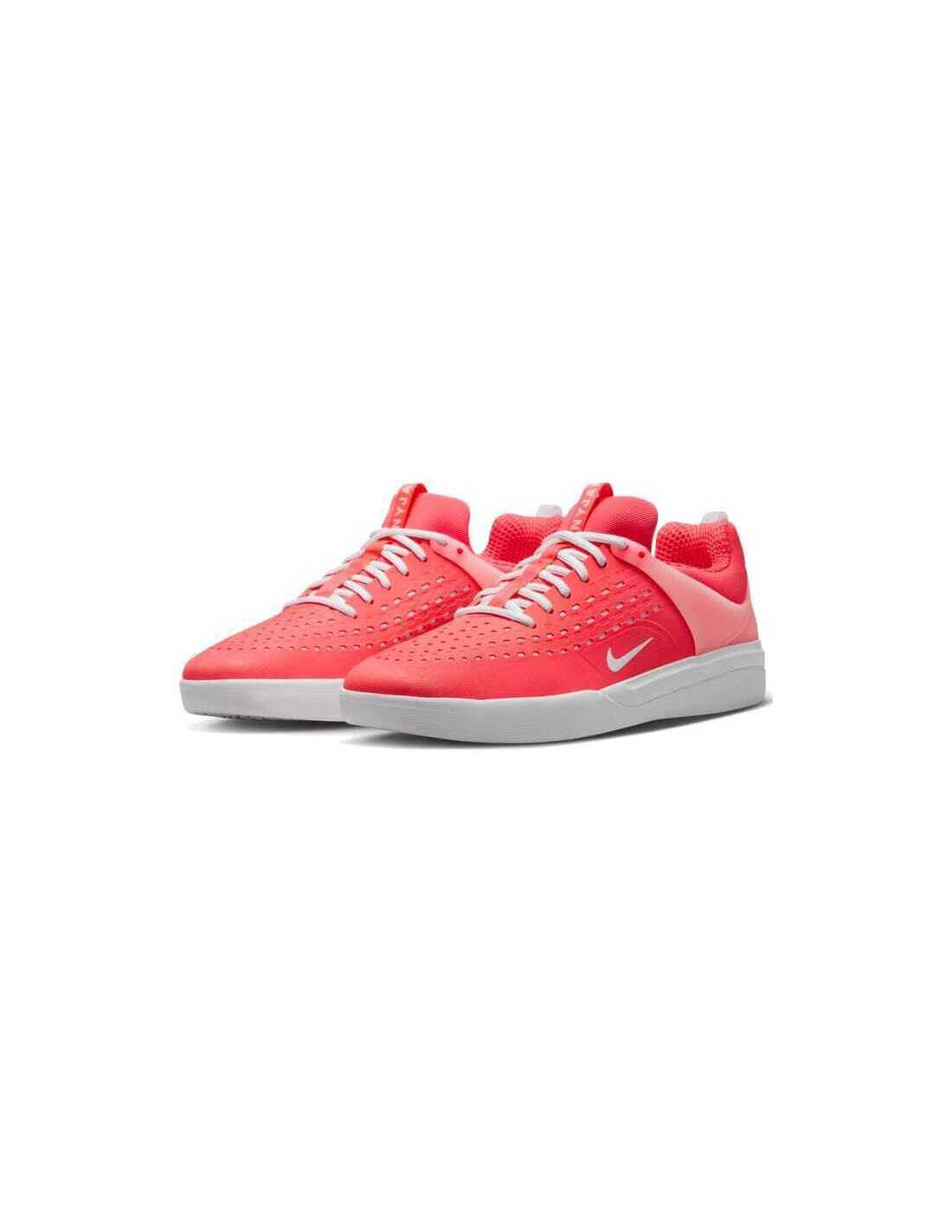 NIKE SB ZOOM NYJAH 3