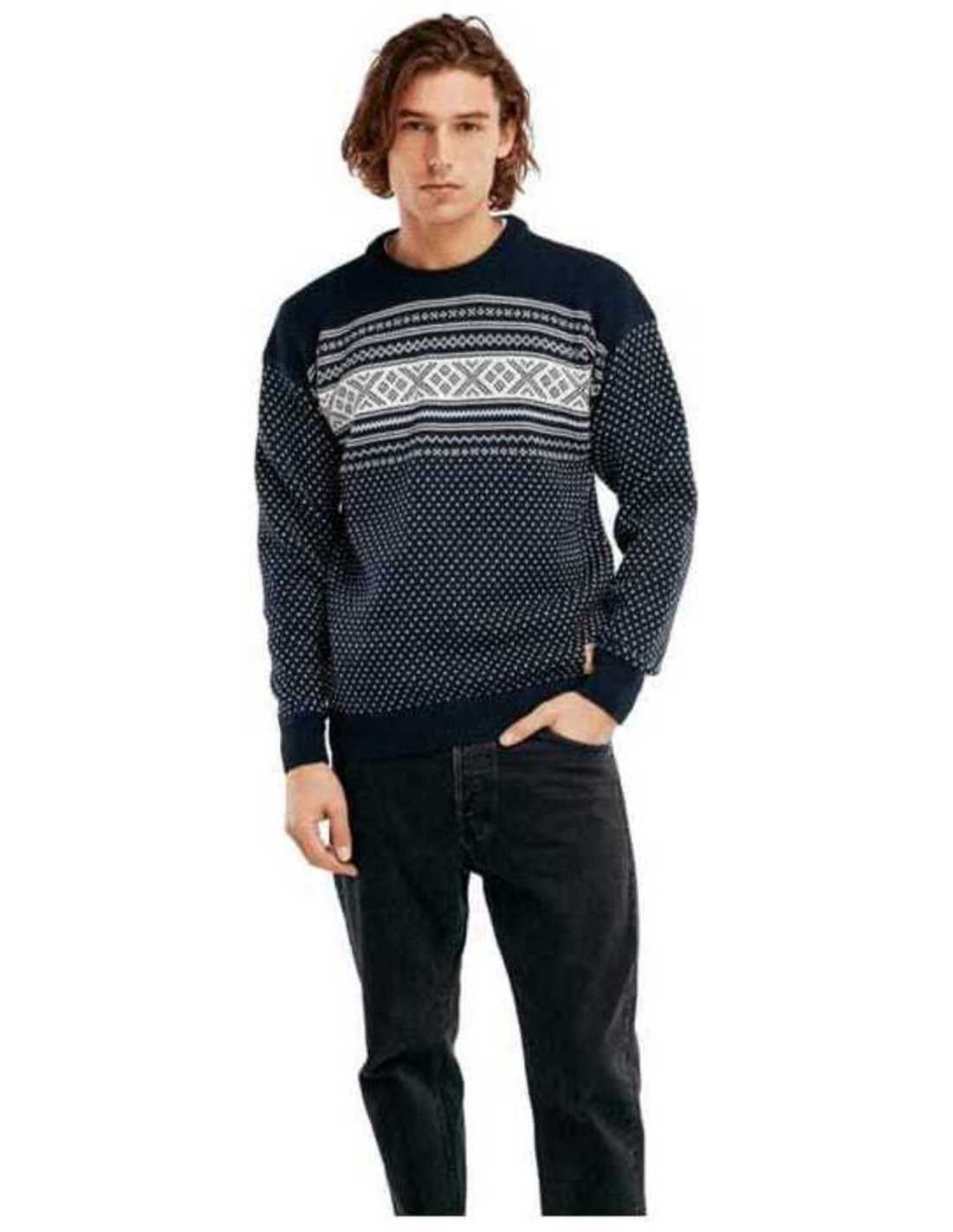 VALLOY MASCULINE SWEATER