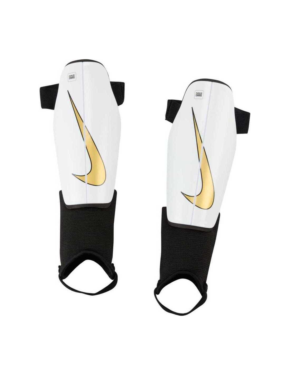 Nike Charge Kids' Soccer Shin Guard