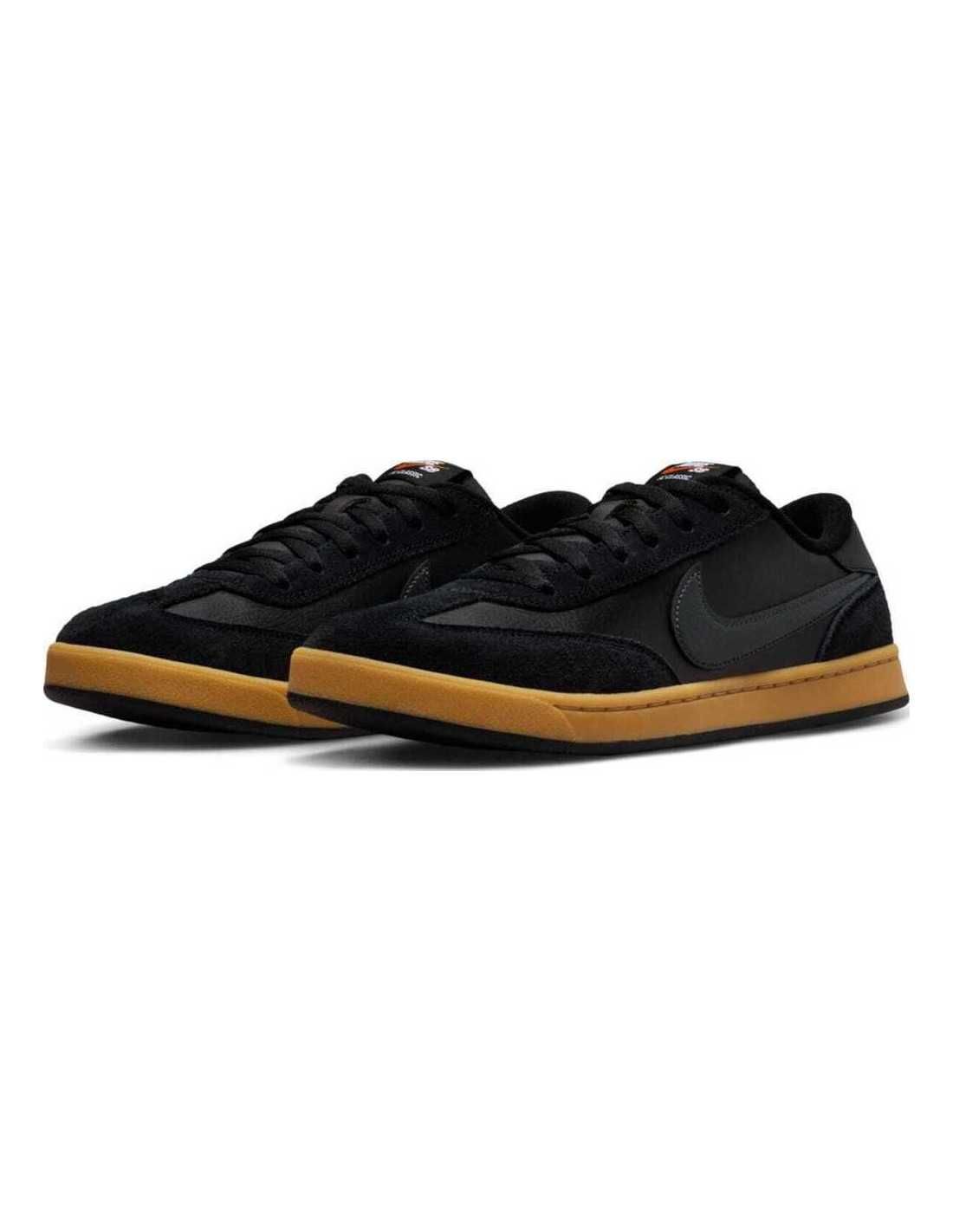 NIKE SB FC CLASSIC