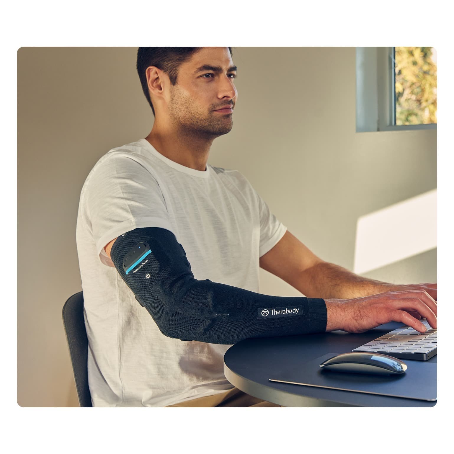 Pneumatic Compression THERABODY RECOVERYPULSE - ARM SLEEVE