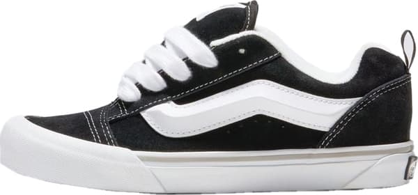 BLACK/WHITE