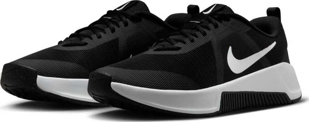 BLACK/WHITE