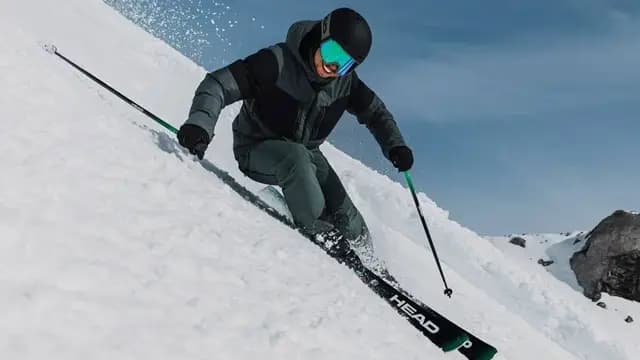 Alquiler de esquís y snowboards